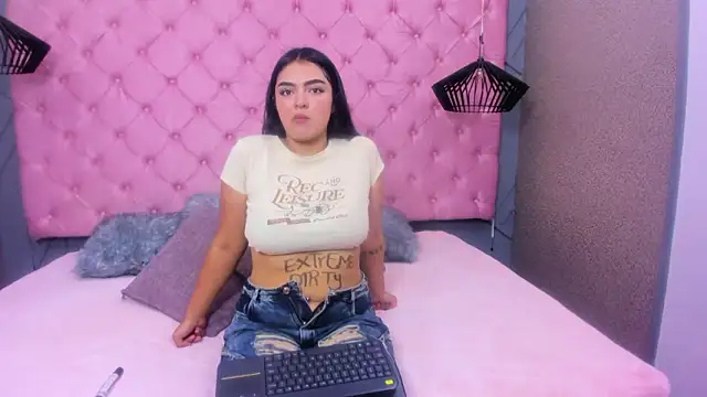 SARA HORNY- online show from 03/28/26, 03:29