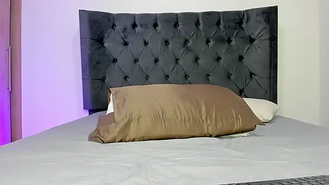 Camiloriiveera online show from 05/10/26, 01:53