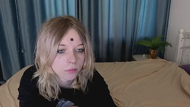 MollySally online show from 05/02/26, 04:18