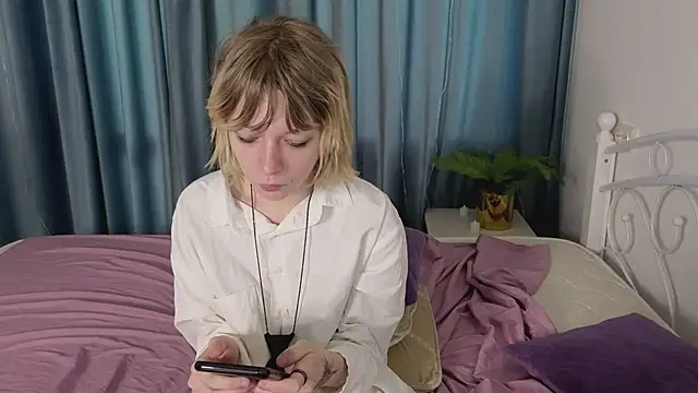 MollySally online show from 05/15/26, 04:10