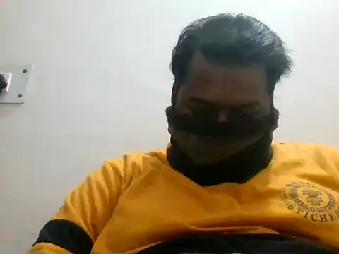 Snapshot of Huskyboss chatting on 03/01/26, 04:18 Huskyboss online show from 03/01/26, 04:18