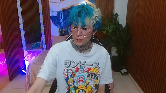 Lyra tay online show from 03/18/26, 02:52