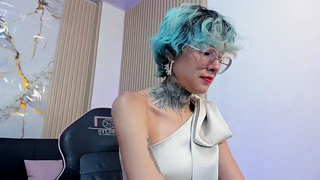 Snapshot of Lyra_tay chatting on 05/24/26, 12:05 Lyra tay online show from 05/24/26, 12:05