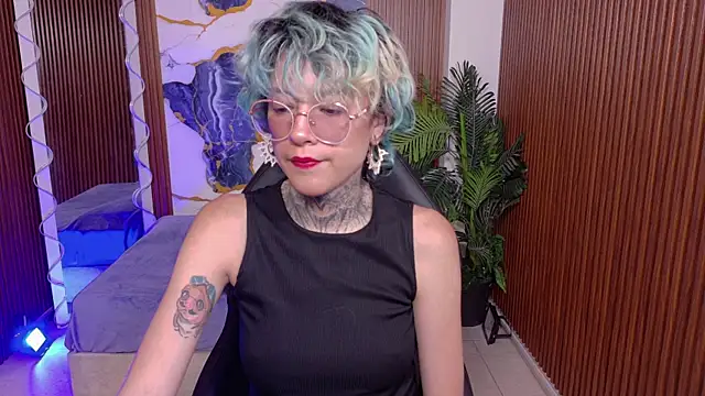 Snapshot of Lyra_tay chatting on 06/01/26, 07:02 Lyra tay online show from 06/01/26, 07:02