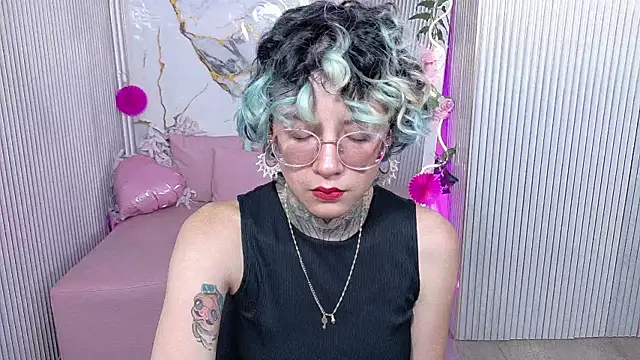 Snapshot of Lyra_tay chatting on 07/12/26, 01:34 Lyra tay online show from 07/12/26, 01:34
