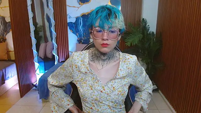 Lyra tay online show from 03/24/26, 07:03