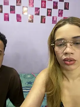 Anna25w online show from 04/13/26, 01:53