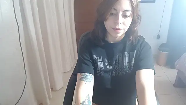 IrisArellano  online show from 05/28/26, 03:51