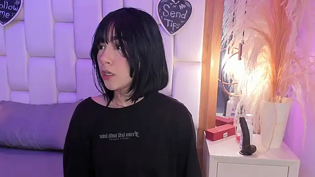 Bamby buu online show from 04/08/26, 11:50