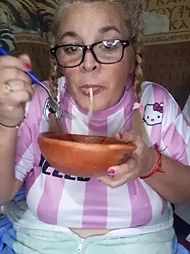 momismilf544 online show from 05/27/26, 01:57