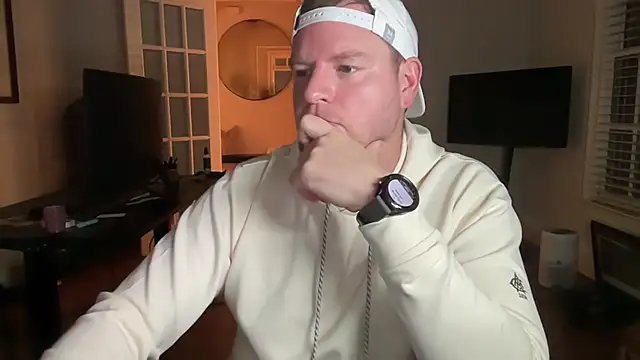 Snapshot of SissyFratguy chatting on 02/27/26, 02:01 SissyFratguy online show from 02/27/26, 02:01