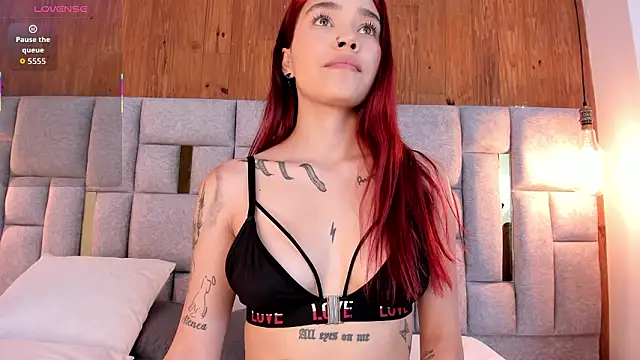 camilaa smith  online show from 02/28/26, 08:08