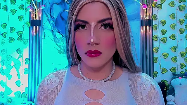 Roxy alexa online show from 07/11/26, 02:45