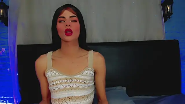 Roxy alexa online show from 03/30/26, 03:19