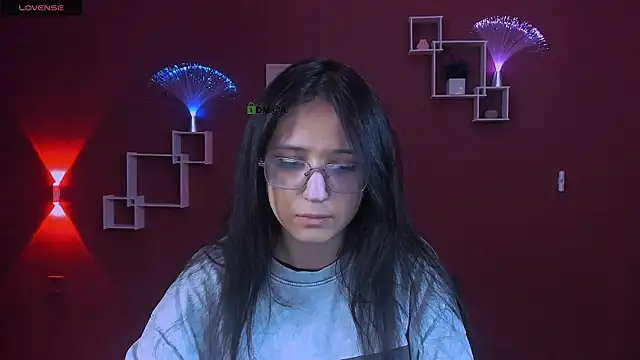 naomi fox1921 online show from 05/02/26, 08:03