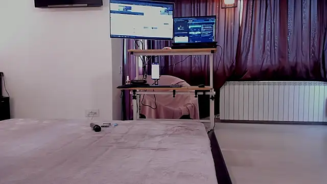 LadyAriaHunt online show from 03/19/26, 12:27