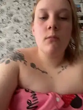 Snapshot of SassieBlondie chatting on 03/01/26, 02:06 SassieBlondie online show from 03/01/26, 02:06