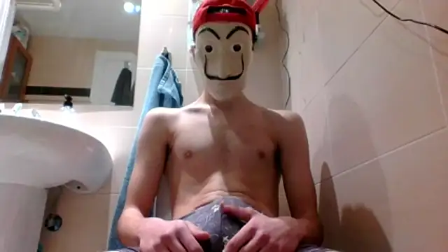 Snapshot of youngking67 chatting on 02/28/26, 07:35 youngking67 online show from 02/28/26, 07:35