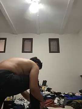 Snapshot of Janlop10 chatting on 02/27/26, 12:11 Janlop10 online show from 02/27/26, 12:11