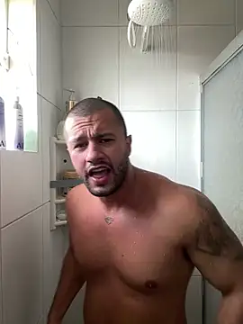 Snapshot of Romaninho chatting on 04/16/26, 01:12 Romaninho online show from 04/16/26, 01:12
