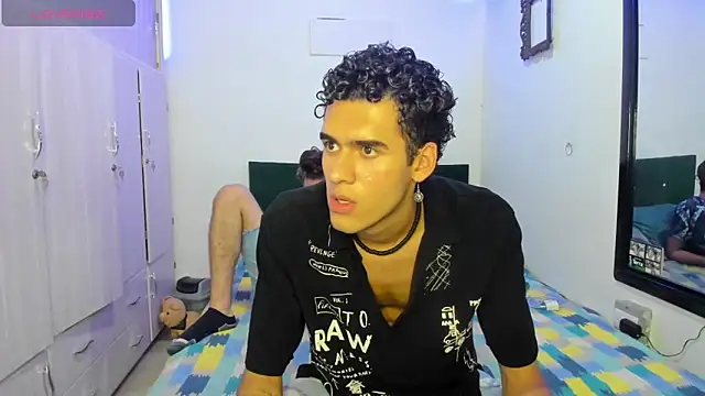 Jean And PaulXL online show from 03/25/26, 09:35