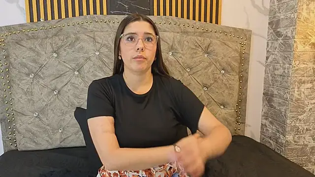 ElisVega online show from 03/24/26, 07:25