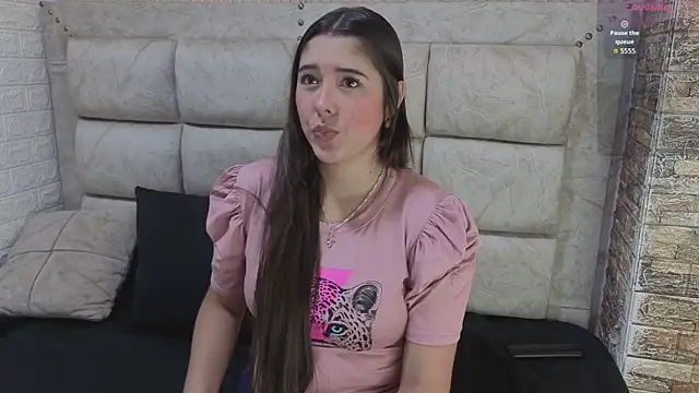 ElisVega online show from 04/17/26, 10:34