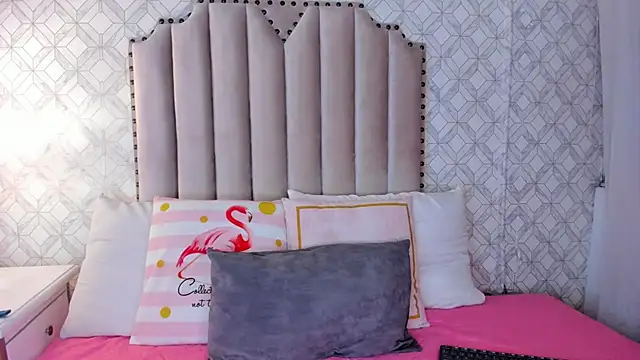 mika doll online show from 04/10/26, 03:46