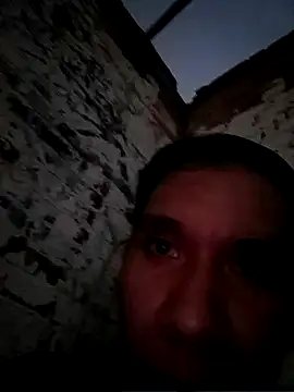 Snapshot of CardoMartinez01 chatting on 06/05/26, 01:54 CardoMartinez01 online show from 06/05/26, 01:54