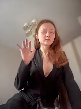 Snapshot of SadieSink_ chatting on 03/03/26, 12:56 SadieSink online show from 03/03/26, 12:56