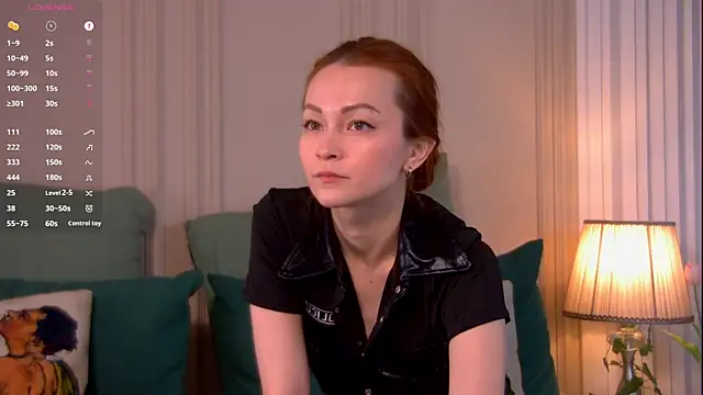 SadieSink  online show from 04/11/26, 07:16