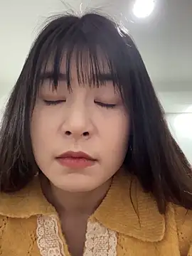 Snapshot of Approve005 chatting on 03/24/26, 05:57 Approve005 online show from 03/24/26, 05:57