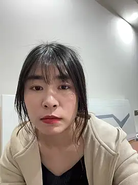 Snapshot of Approve005 chatting on 04/14/26, 04:34 Approve005 online show from 04/14/26, 04:34