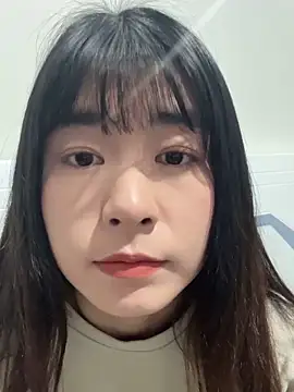 Snapshot of Approve005 chatting on 03/25/26, 02:27 Approve005 online show from 03/25/26, 02:27