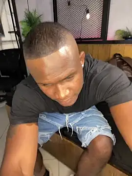 DarianWill18 online show from 03/08/26, 03:32