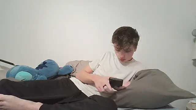 Snapshot of 1XxJasonxX1 chatting on 03/01/26, 05:29 1XxJasonxX1 online show from 03/01/26, 05:29