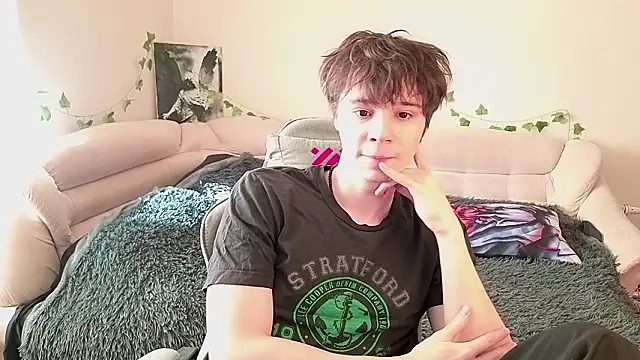 AnthonyCuutie online show from 03/22/26, 07:54