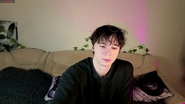 AnthonyCuutie online show from 03/15/26, 04:58