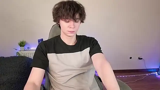 AnthonyCuutie online show from 06/14/26, 11:33