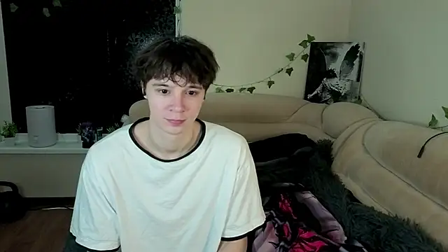 AnthonyCuutie online show from 04/05/26, 06:42