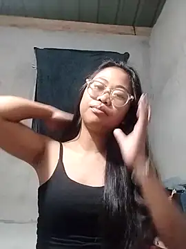 angelpinay44 online show from 04/05/26, 04:57