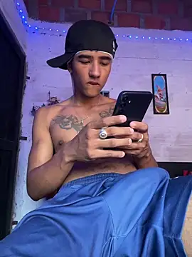 billi adamzz online show from 04/12/26, 10:35