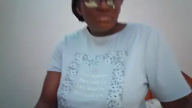 SexyGemBeauty online show from 04/09/26, 05:19