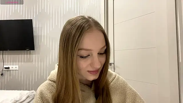 Anika Socutehe online show from 05/29/26, 08:04