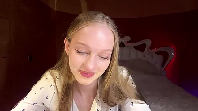 Anika Socutehe online show from 03/22/26, 04:52