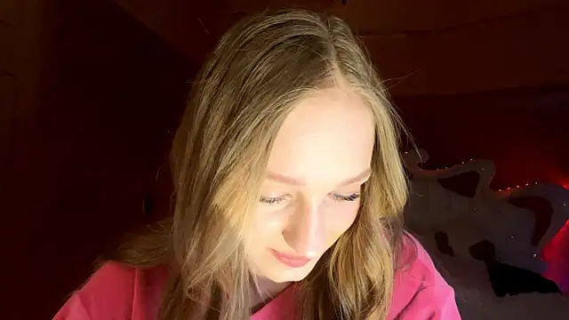 Anika Socutehe online show from 04/17/26, 08:11