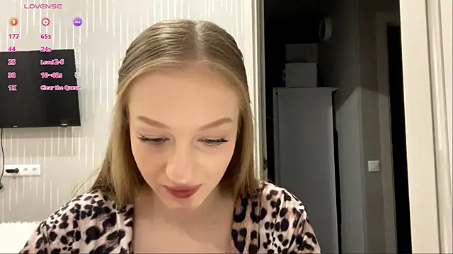 Anika Socutehe online show from 05/24/26, 09:15