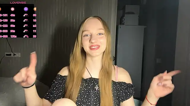Anika Socutehe online show from 05/15/26, 09:46