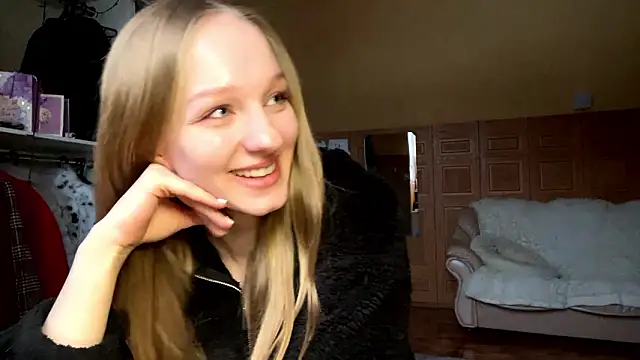 Snapshot of Anika_Socutehe chatting on 03/02/26, 01:40 Anika Socutehe online show from 03/02/26, 01:40