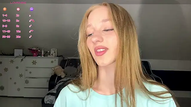 Snapshot of Anika_Socutehe chatting on 07/15/26, 08:49 Anika Socutehe online show from 07/15/26, 08:49